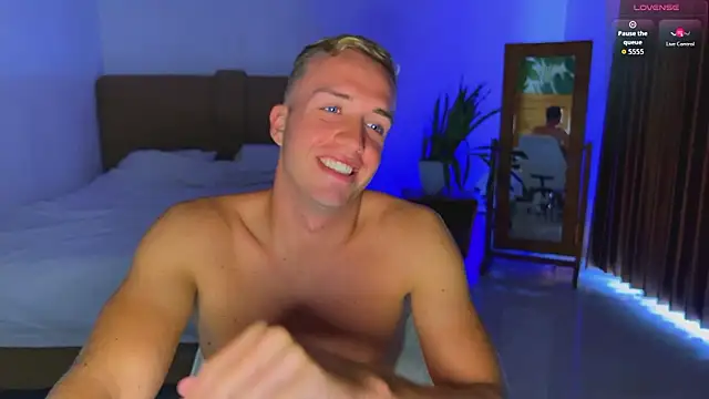 Živý XXX chat tommy_cumfinger