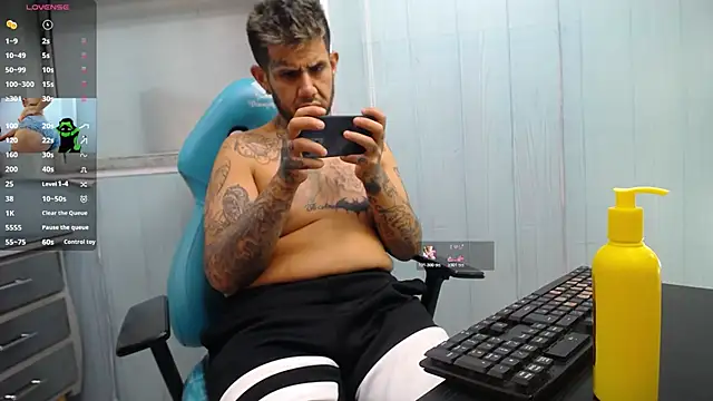 allison_max_tattoo Adlı Modelin Canlı XXX Sohbeti