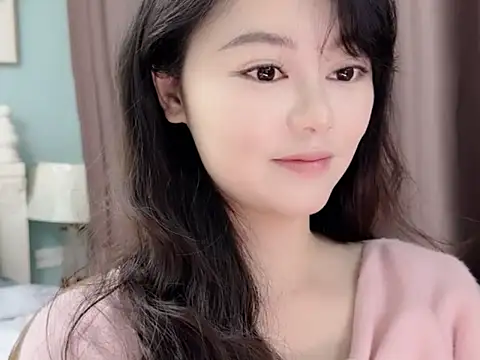 sarah111's Live XXX Chat