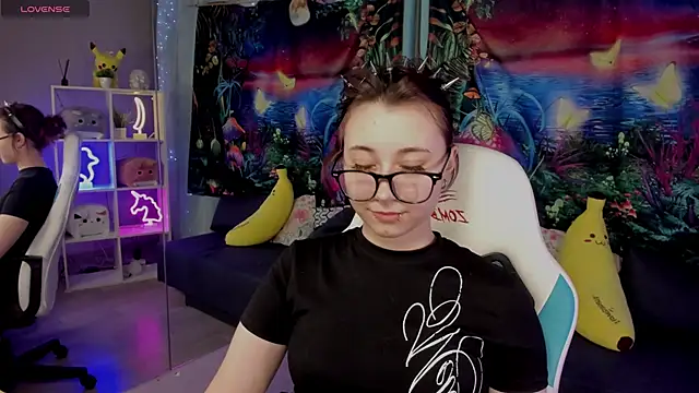 ClaraParks 现场XXX聊天