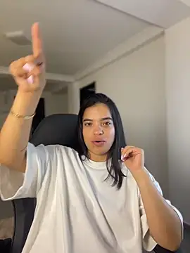 Chat XXX en directo de JuanitaMore01