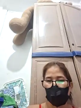 Loreanegel_kissme105's Live XXX Chat