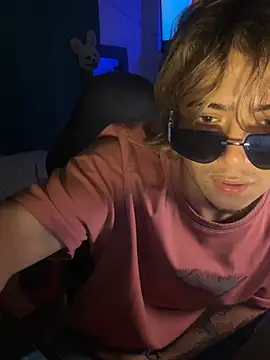 AngelLatinBoy webcam show