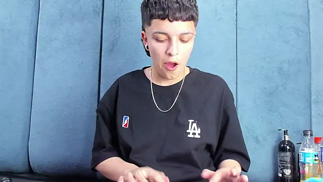 Megan_Thompson_'s Live XXX Chat