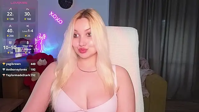 adrelaxina's Live XXX Chat