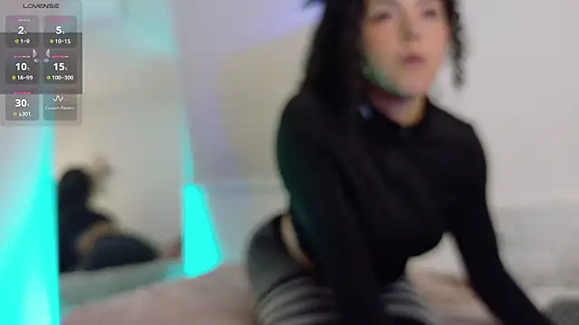 Lia_Tinez – Naživo XXX chat