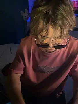 Pokazy przed kamerką – AngelLatinBoy