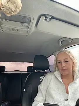 MerlinDaveのライブXXXチャット