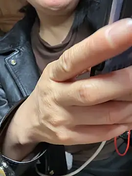 daaqnnのライブXXXチャット