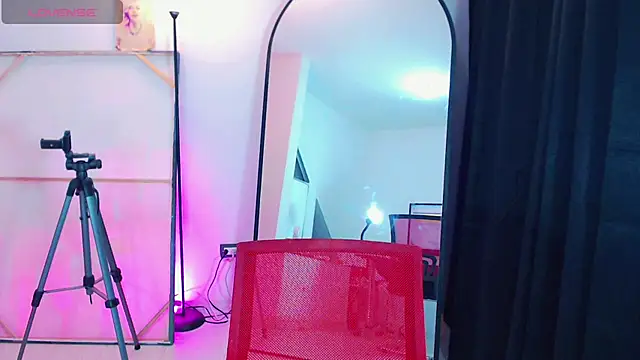 dark_sailentn Webbikameraesitys