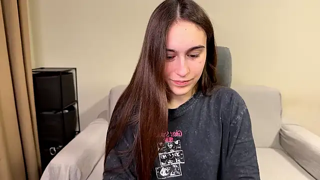 AliceKolltt – Naživo XXX chat