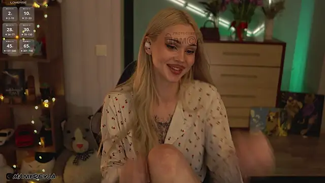 ManiFreyja – Naživo XXX chat