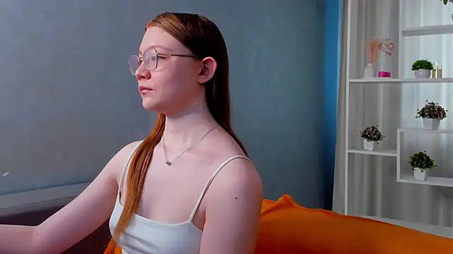 luv_tessa élő XXX-chatje