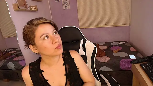 luna_desiree Live XXX-Chat