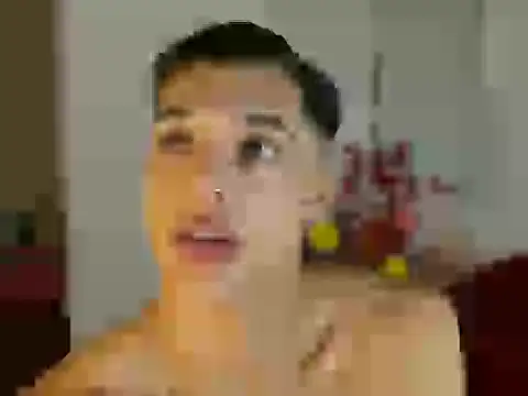 Chat XXX en directo de Troye_Williams