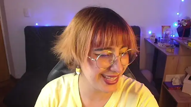 Miacatsito3 Chat XXX in diretta