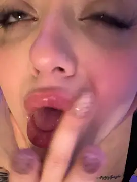 KellyMoorsのライブXXXチャット