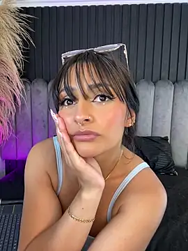 Nanda_vixen_ Live XXX Chat