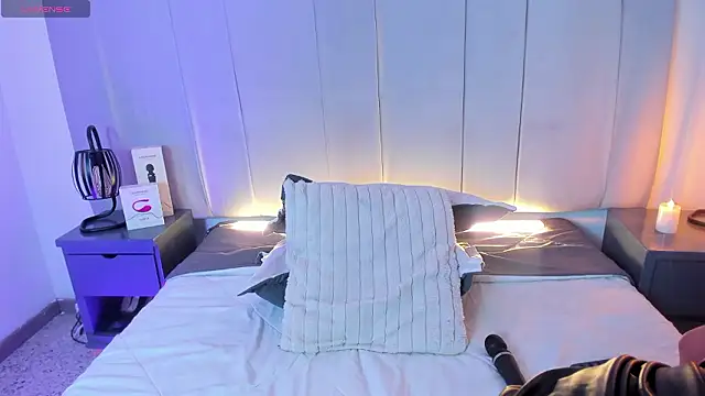 Tracy_lambo's Live XXX Chat