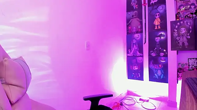 Živý XXX chat _Ali_Brinck_