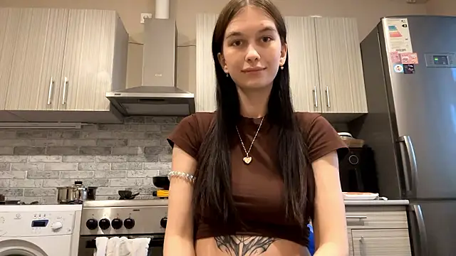 LaraDraggoo Webcam-Show