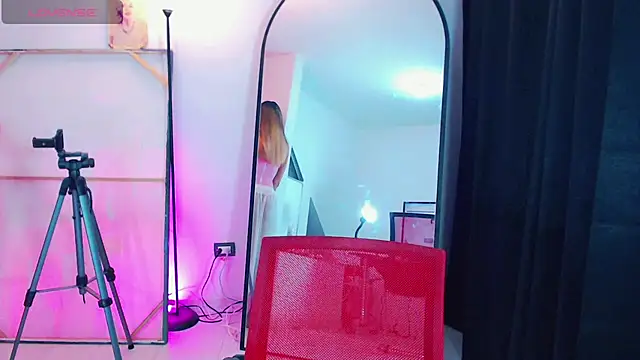 dark_sailent 在線直播表演