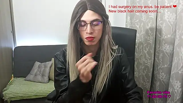 Andy_Roses' Live XXX Chat