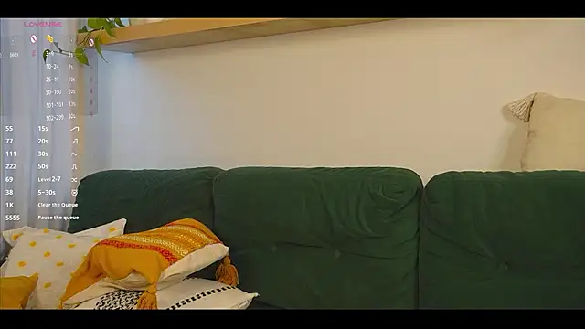 sexteasy Adlı Modelin Canlı XXX Sohbeti