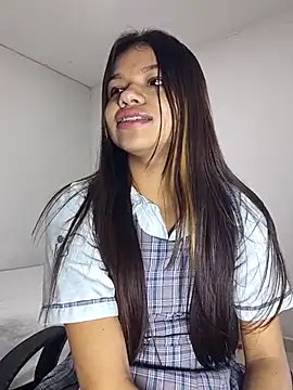 sophia_ramirez12's Webcam Show