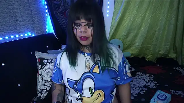 Eta_carinae's Live XXX Chat