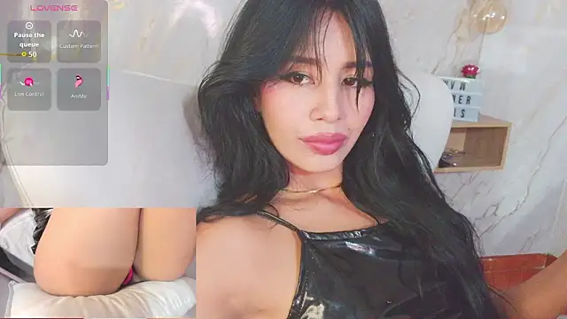 Chat +18 de Miss_Charlottet ao vivo