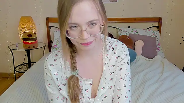 Chat +18 de miya_soft ao vivo