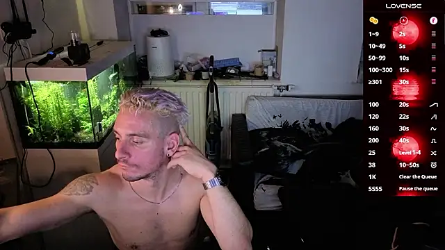 Živý XXX chat Rayzel_White