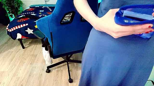 XXX chat uživo modela CranberryHot