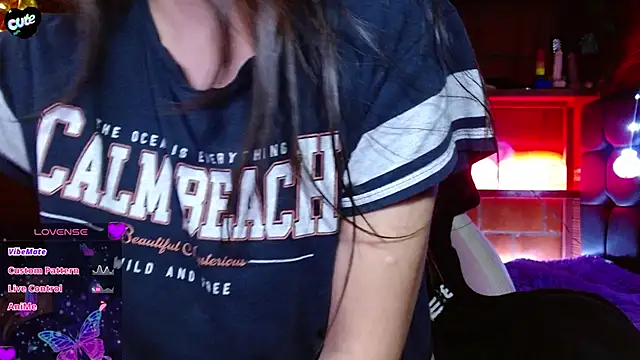 Chat +18 de MidoriQuiinn ao vivo