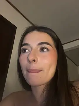 Coralinee_01's Webcam Show