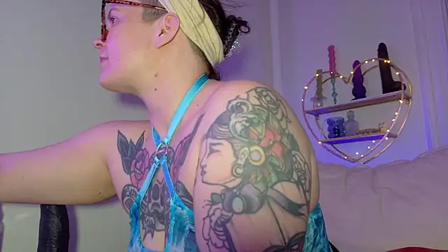 quinnmariexo Show in webcam