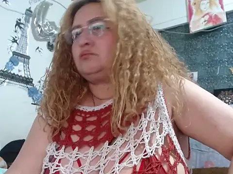 Perla1981--'s Live XXX Chat