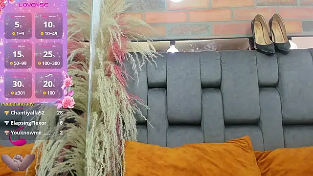 JESSYCORTESのライブXXXチャット