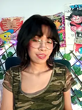 dolliette24 Adlı Modelin Canlı XXX Sohbeti