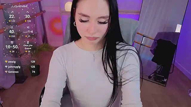 Chat +18 de B_Monica_ ao vivo