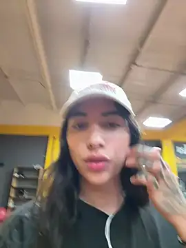 valeriahornier 在線直播表演