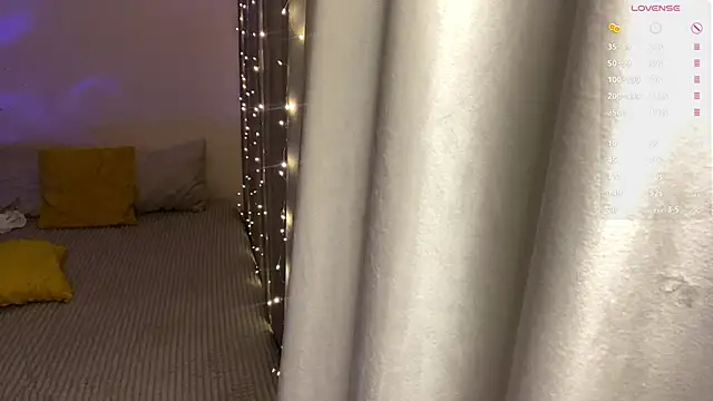 sun_under_skyy Live XXX Chat