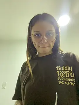 alison_parkerr26's Live XXX Chat