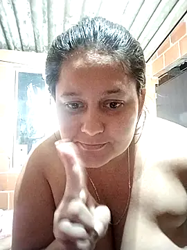 Pertunjukan Kamera Web Johanna-dario