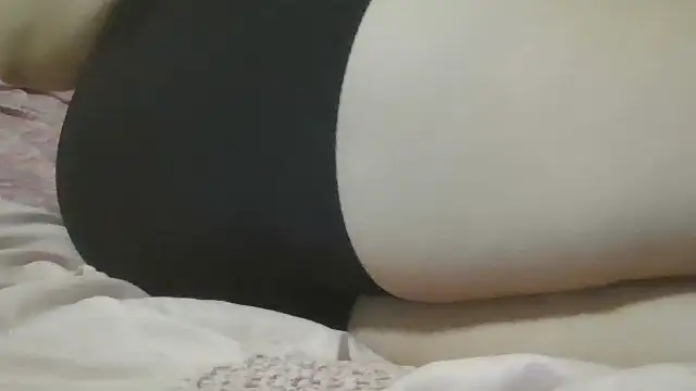 beautylovess Adlı Modelin Canlı XXX Sohbeti