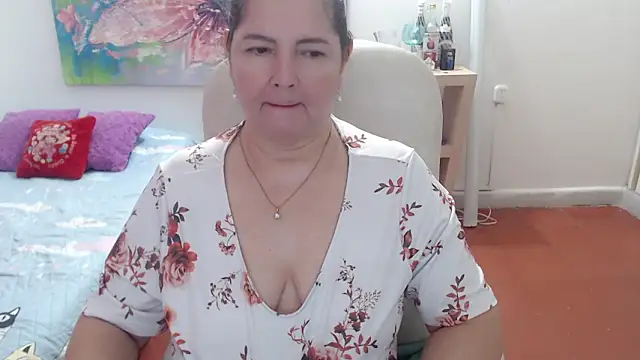 leonela_69 现场XXX聊天