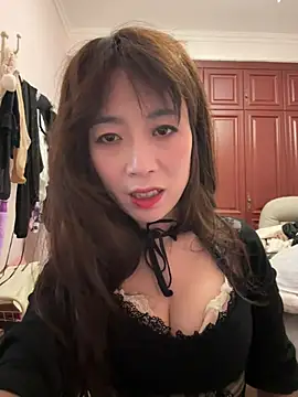 yourkeer Adlı Modelin Canlı XXX Sohbeti