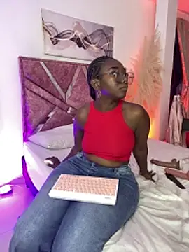 ZahhyFrequency 라이브 XXX 채팅