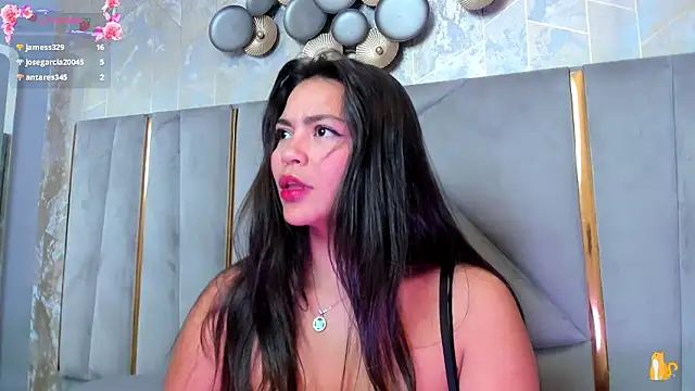 KimDevinne 现场XXX聊天